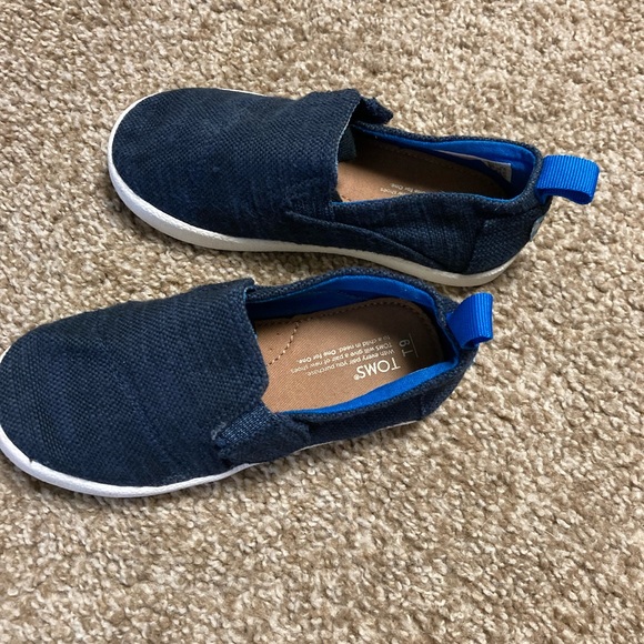Toms toddler Avalon, size 9. Navy - Picture 3 of 5